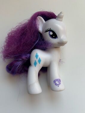 My little pony “rarity” from G4 “friendship is magic” line